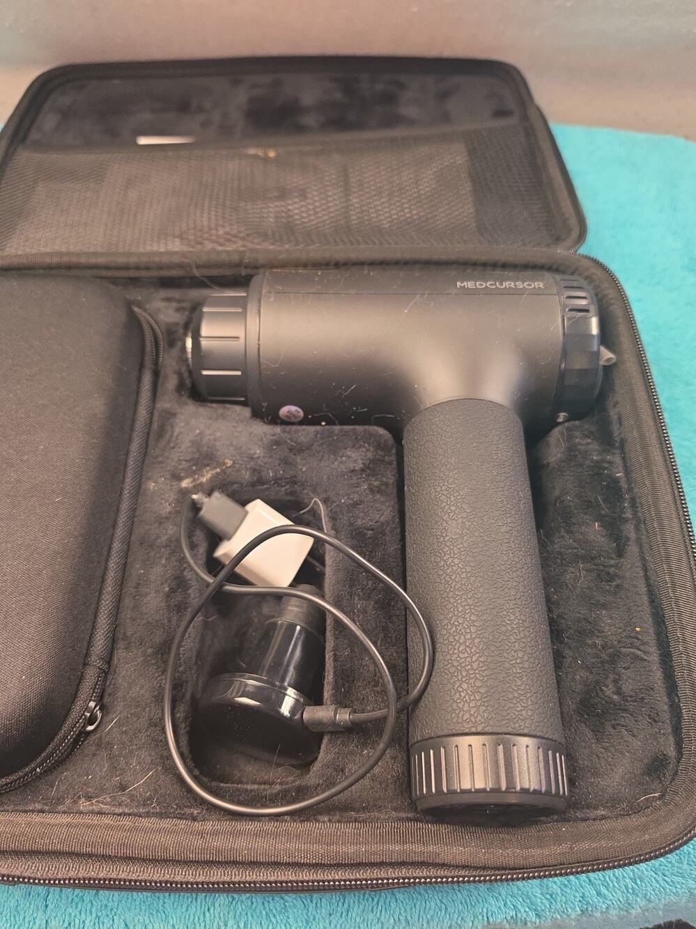 Medcursor Deep Tissue Percussion Massage Gun Complete 6 Heads Case & Charger
